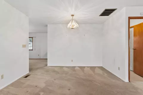 Living - 3310 W William St, Champaign, IL 61821 photo 4 of 5