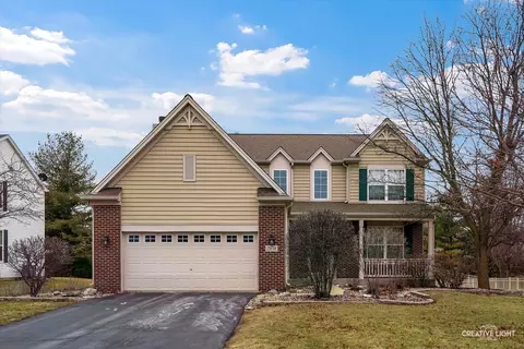 2856 Mc Duffee Cir, North Aurora, IL 60542