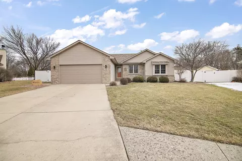 587 Thornberry Ct, Bourbonnais, IL 60914