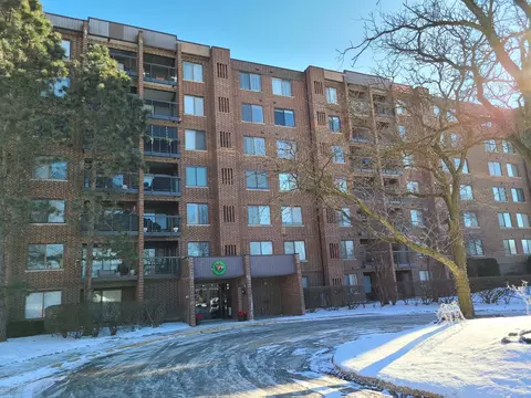 400 Park Ave #106, Calumet City, IL 60409
