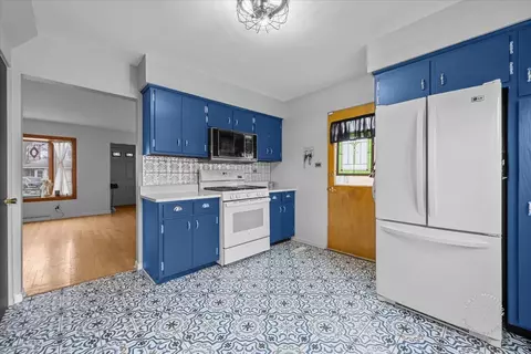 1316 Pershing Ave, Wheaton, IL 60189 photo 8