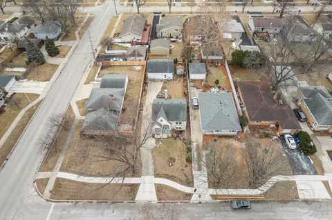 1316 Pershing Ave, Wheaton, IL 60189 photo 25