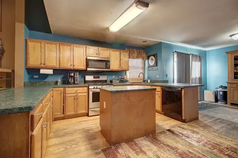 2205 Stonehaven Dr, Plainfield, IL 60586 photo 7
