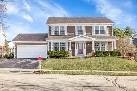 23 White Fence Trl, Streamwood, IL 60107