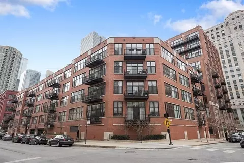 333 W Hubbard St #604, Chicago, IL 60654