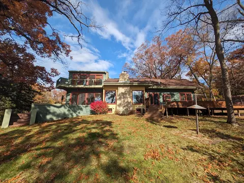 Exterior - 1950 N River Rd, Oregon, IL 61061 photo 2 of 8