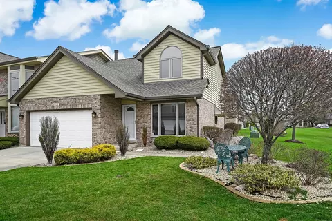 11757 Seagull Ln, Palos Heights, IL 60463
