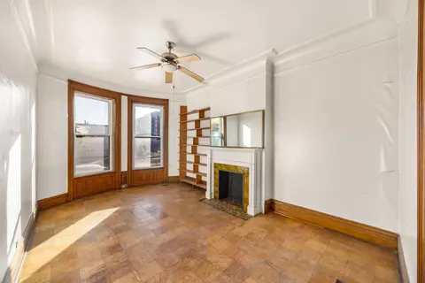 Living - 824 E 48th St, Chicago, IL 60615 photo 2 of 10