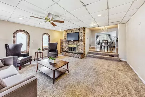 Other - 478 Rose Ave, Des Plaines, IL 60016 photo 1 of 4