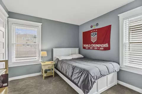 Bedroom - 2303 Harrison St, Evanston, IL 60201 photo 3 of 4