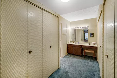 3504 Lakeview Dr #105, Hazel Crest, IL 60429 photo 14