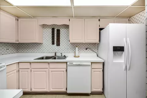 3504 Lakeview Dr #105, Hazel Crest, IL 60429 photo 8