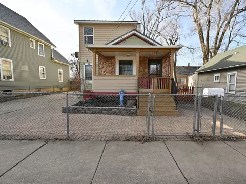 118 N State St, Aurora, IL 60505
