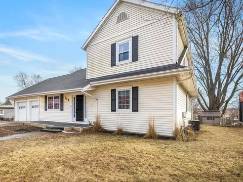112 E Merchant St, Byron, IL 61010 photo 25
