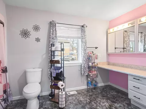 112 E Merchant St, Byron, IL 61010 photo 20