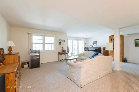 524 Shagbark Dr, Elgin, IL 60123 photo 18