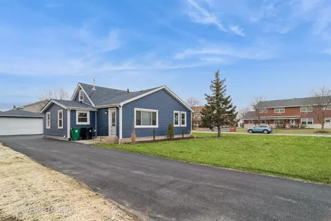 7951 S Oketo Ave, Bridgeview, IL 60455