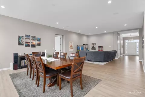Dining - 3631 Harborside Way, Elgin, IL 60124 photo 4 of 4