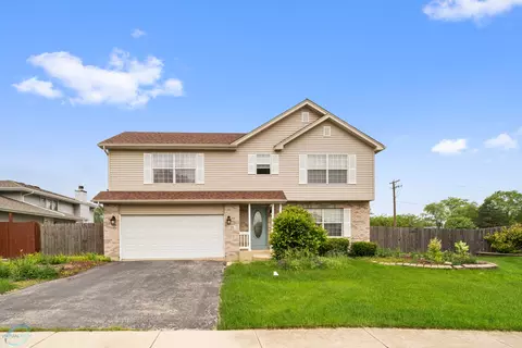26 Austrian Dr, Romeoville, IL 60446