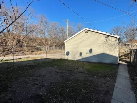 2122 W 68th Pl, Chicago, IL 60636 photo 16