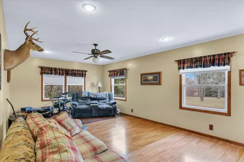 27238 E 100 North Rd, Strawn, IL 61775 photo 4