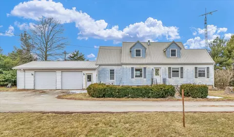 27238 E 100 North Rd, Strawn, IL 61775