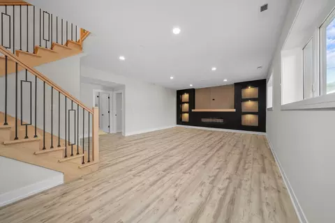 Living - 8620 S 77 Ct, Bridgeview, IL 60455 photo 1 of 1