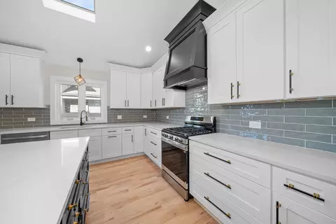 Kitchen - 8620 S 77 Ct, Bridgeview, IL 60455 photo 1 of 4