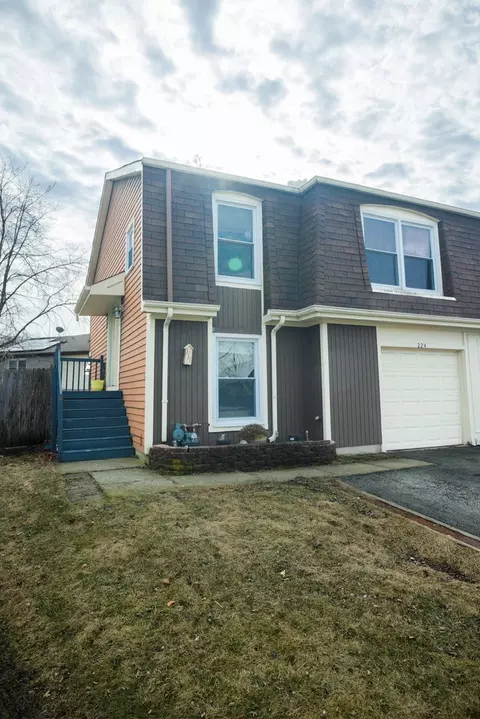 224 Granada Ct, Bolingbrook, IL 60440