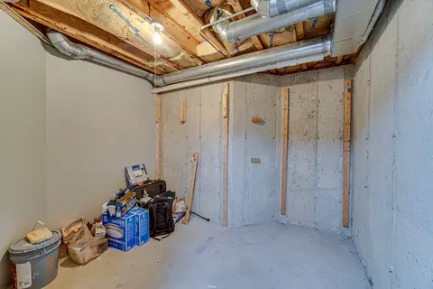 Other - 126 Bay Dr, Itasca, IL 60143 photo 10 of 11