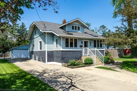 1888 Miner St, Des Plaines, IL 60016