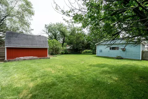 Exterior - 1888 Miner St, Des Plaines, IL 60016 photo 6 of 7