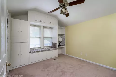 Bedroom - 1888 Miner St, Des Plaines, IL 60016 photo 7 of 8