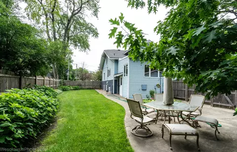 Exterior - 1888 Miner St, Des Plaines, IL 60016 photo 3 of 7
