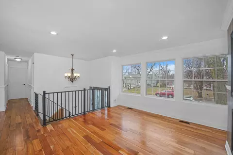 Entry Way - 1114 Sebring Dr, Elgin, IL 60120 photo 1 of 1