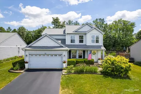 75 Flynn Ct, North Aurora, IL 60542