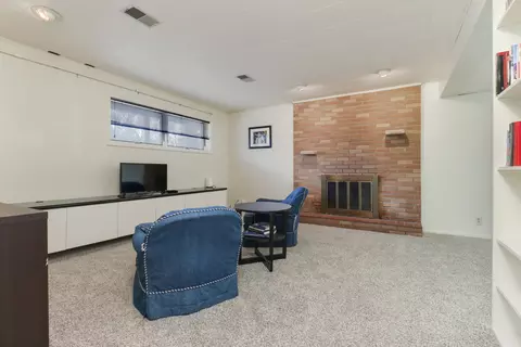 8 Knollcrest Ct, Normal, IL 61761 photo 23