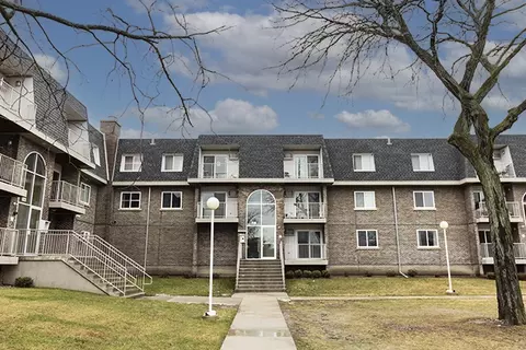 838 Mcintosh Ct #106, Prospect Heights, IL 60070