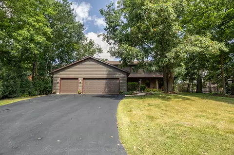 24132 Haidi Ln W, Lake Villa, IL 60046
