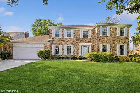 4139 Yorkshire Ln, Northbrook, IL 60062