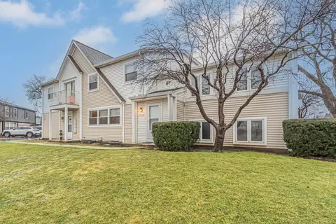 1114 Inverrary Ln #1114, Deerfield, IL 60015