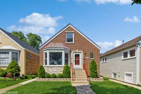 5218 N Moody Ave, Chicago, IL 60630