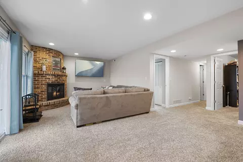 Living - 1345 Blair Ln, Hoffman Estates, IL 60169 photo 2 of 2