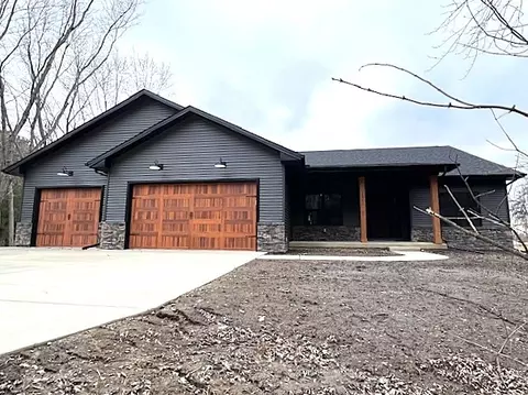 1501 W Brookside Ln, Mahomet, IL 61853
