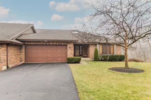 839 Kristin Ct #839, Gurnee, IL 60031