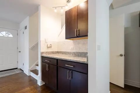 5481 S Cornell Ave #E, Chicago, IL 60615 photo 9