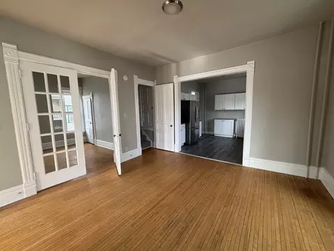Living - 122 E 2nd St, Belvidere, IL 61008 photo 4 of 5