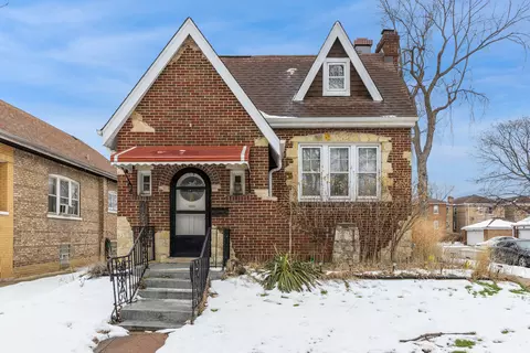 1647 Clinton Ave, Berwyn, IL 60402