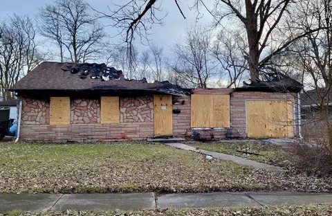 2930 Peach Tree Ave, Sauk Village, IL 60411