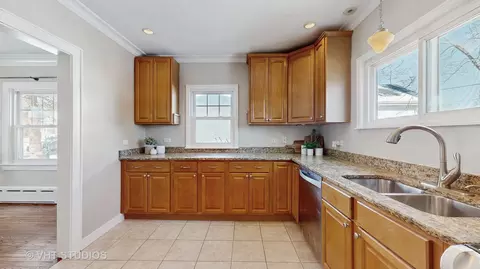 Kitchen - 853 Todd Ct, Deerfield, IL 60015 photo 1 of 2